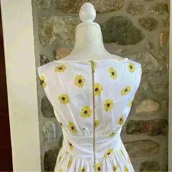 NWT Kate Spade Daisy Dot Lyric Dress $398 Womens 4 - Picture 15 of 16